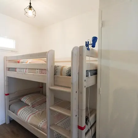 Entierement Renove A Deux Pas Des Plages