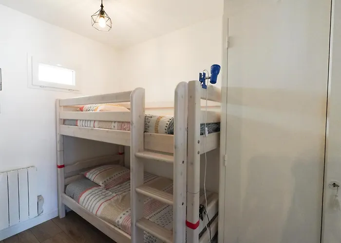 Entierement Renove A Deux Pas Des Plages